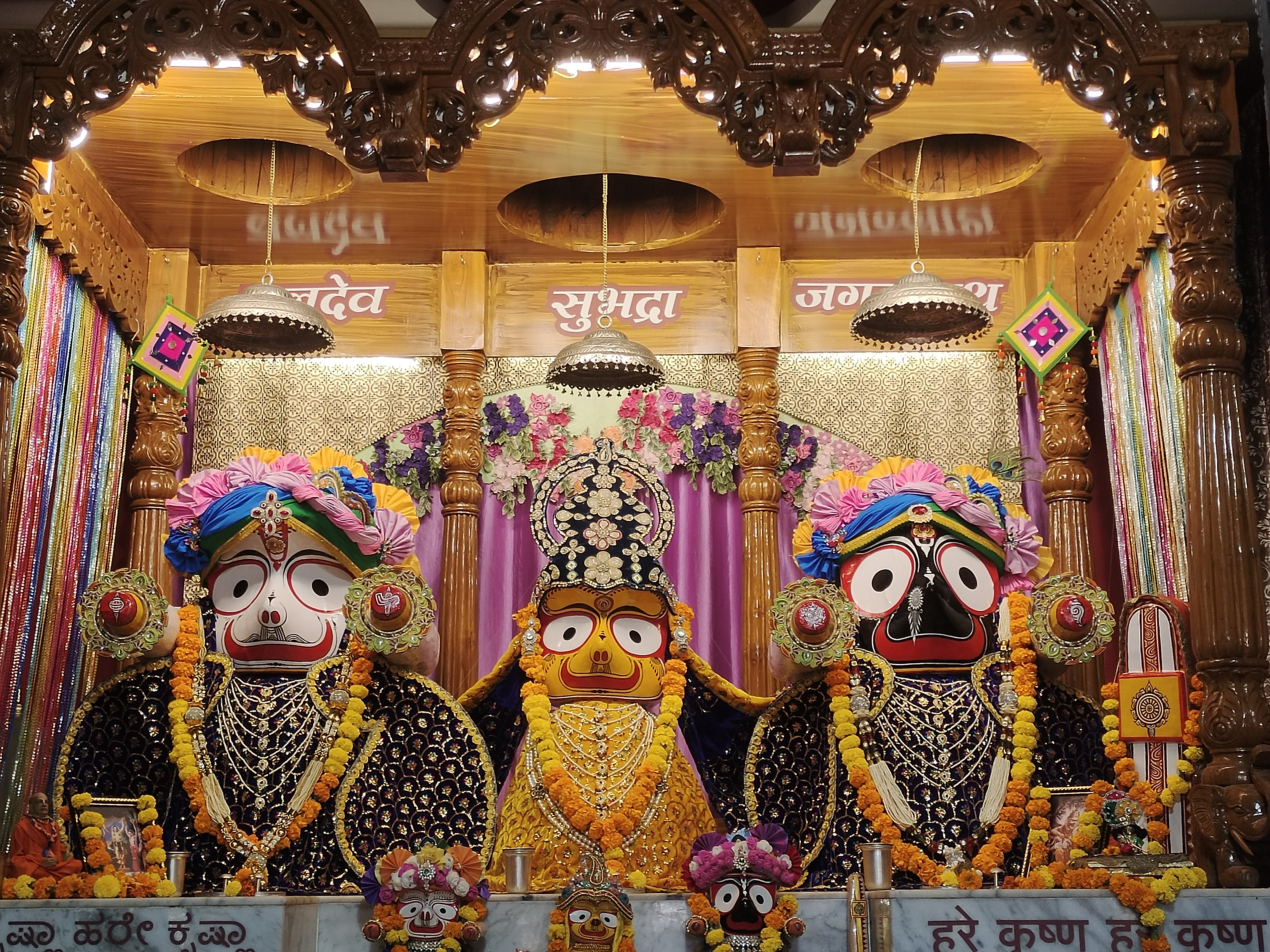 Shyamasundar Shringar